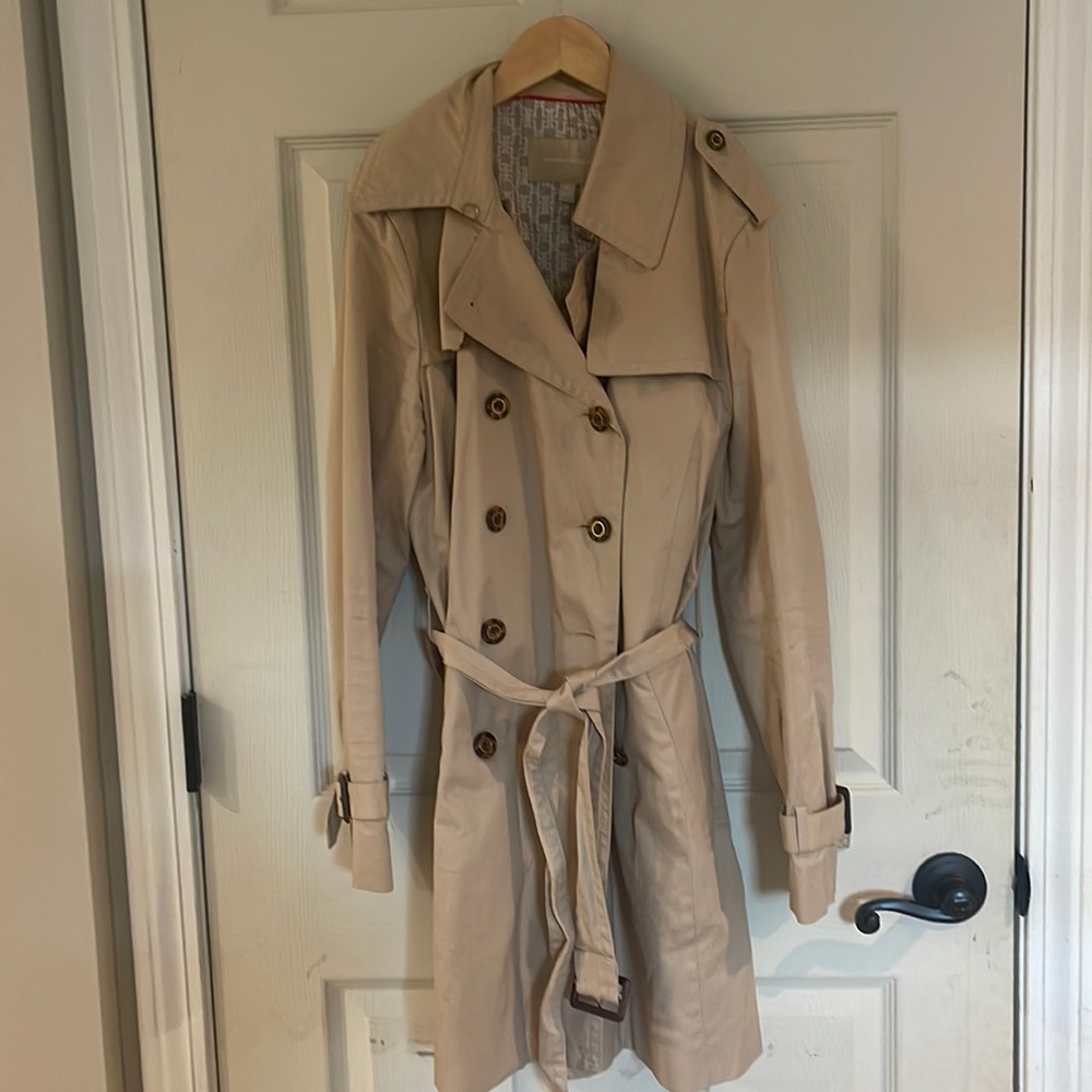 Banana republic factory trench coat size Medium